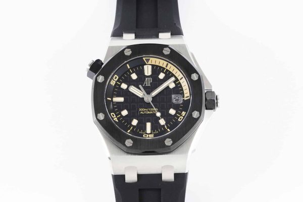 Audemars Piguet Royal Oak Offshore Diver</br> 42 mm, Black </br> Ref. 15720CN.OO.A002CA.01