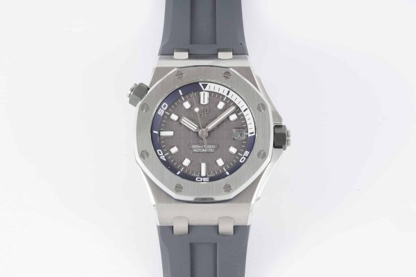 Audemars Piguet Royal Oak Offshore Diver</br> 42 mm, Grey </br> Ref. 15720ST.OO.A009CA.01