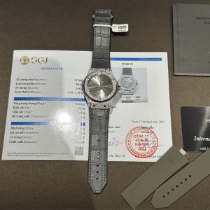 Hublot Replica Watch With Full Diamond Moissanite Gray Leather Strap 42mm