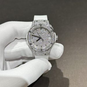 Hublot Classic Fusion Best Replica Watch White Full Moissanite Diamonds 33mm