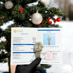 Rolex DateJust Replica Watch With Moissanite Diamonds Demi Gold 31mm