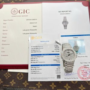 Patek Philippe Nautilus 7118 Best Copies Watch Diamonds Moissanite Hong Kong 35.2mm