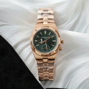 Vacheron Constantin Overseas Dual Time 7920V Replica Watch Dial Green 41mm