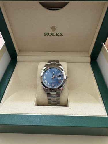 Click to view full screen Rolex Lady-Datejust 31mm Blue Dial 178240-2 photo review
